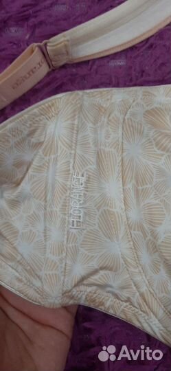 Бюстгальтер