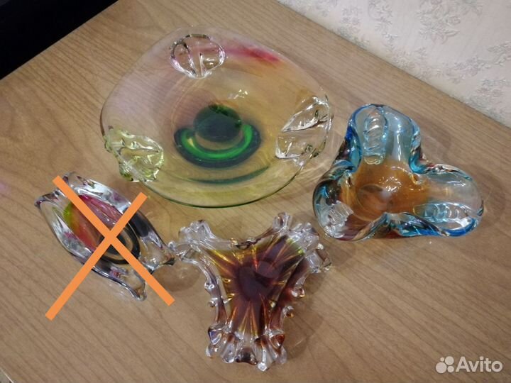 Конфетницы, пепельницы из гутного стекла