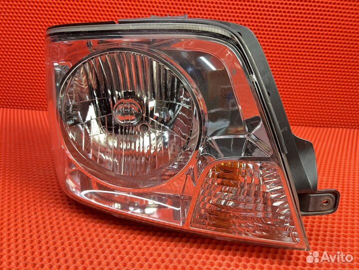 Фара правая KIA 0K7A151030R