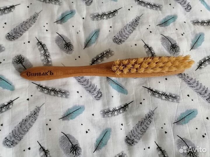 Плойка мини, длина 17 см, и щетка для волос