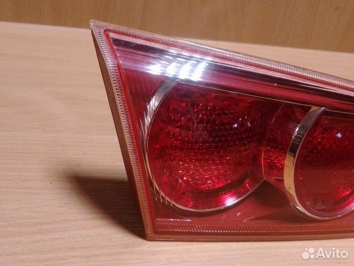 Фонарь В Крышку Багажника Mitsubishi Lancer 10