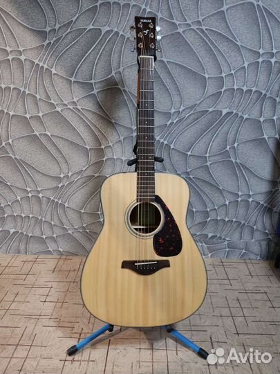 Акустическая гитара yamaha fg800
