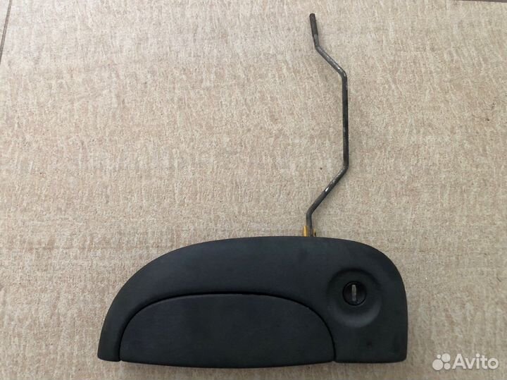 Ручка передней левой двери внешняя Рено Кангу 1