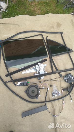 Стекло+ механизм Toyota Premio NZT260