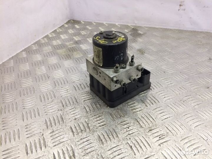 Блок ABS Volvo S40 2008