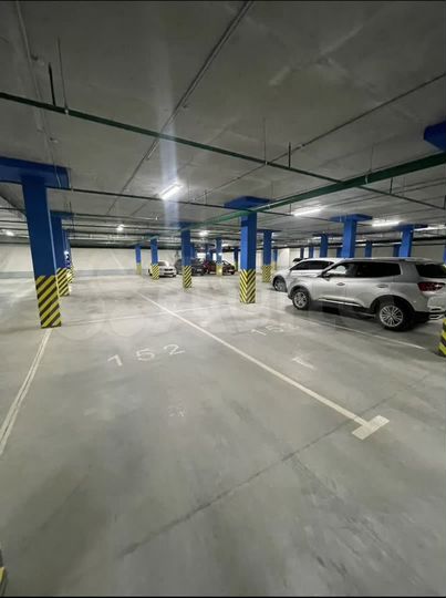 Машиноместо, 16 м²