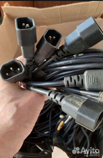 Стабилизатор напряжения