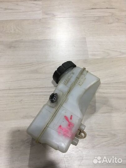 Бачок тормозной жидкости Renault logan 2