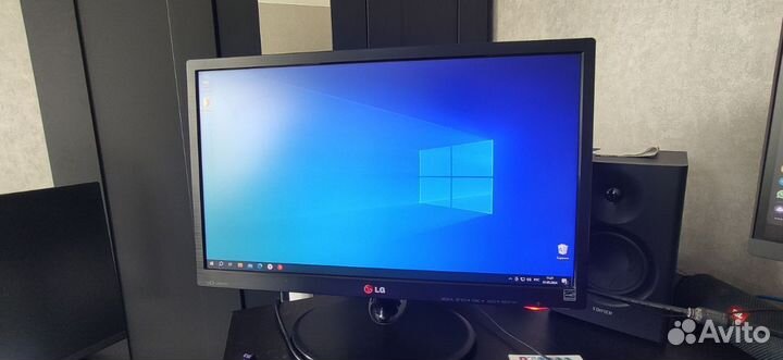 Монитор LG 20EN43 20