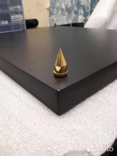 Подиум для виниловых проигрывателей