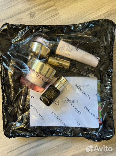 Косметический набор Ester Lauder