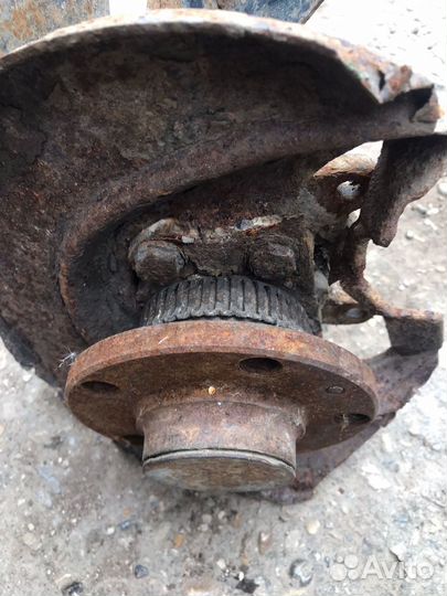 Ступица задняя в сборе Golf 4 1J0598477