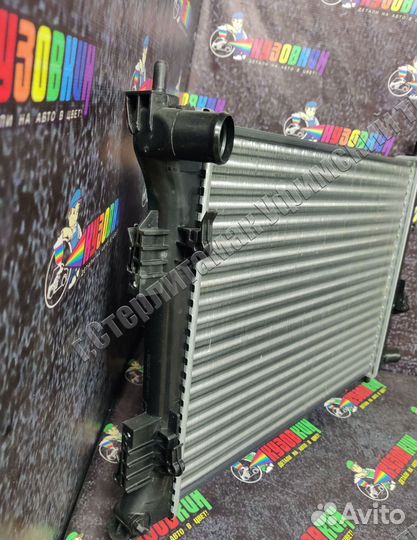 Радиатор охлаждения hyundai solaris новый 2010