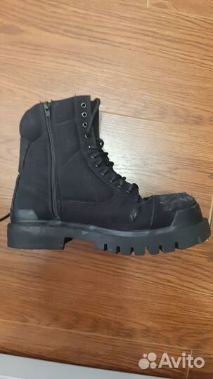 Ботинки Balenciaga Combat Strike Boots