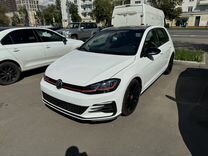 Volkswagen Golf GTI 2.0 AMT, 2020, 32 312 км, с пробегом, цена 2 897 000 руб.