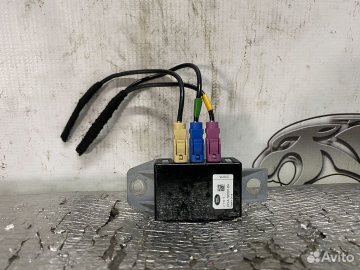 Усилитель антенны Jaguar XF