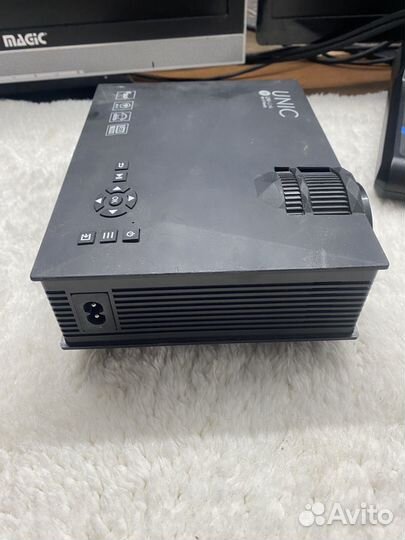 LED проектор Unic UC 46 Mini
