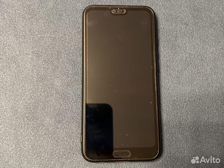 HONOR 10, 4/64 ГБ