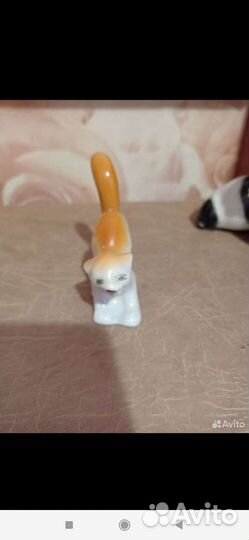 Фарфоровые статуэтки кошка СССР