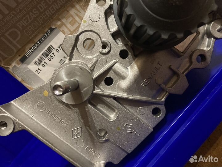 Водяной насос Renault / LADA