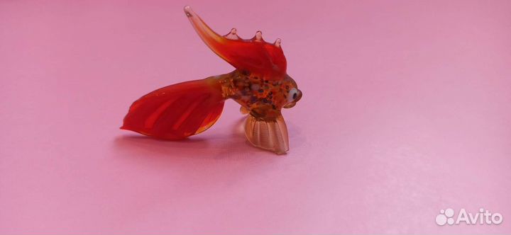 Стеклянные фигурки