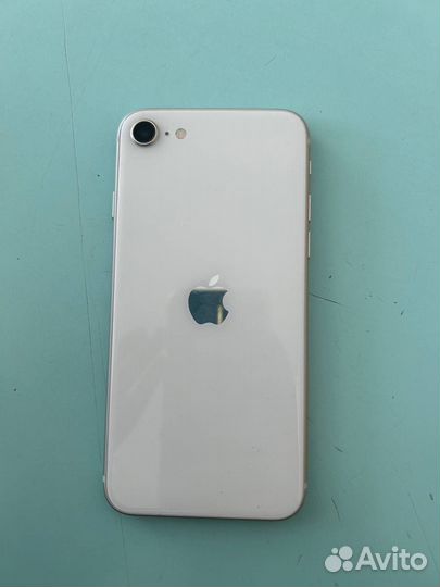 iPhone SE (2022), 64 ГБ