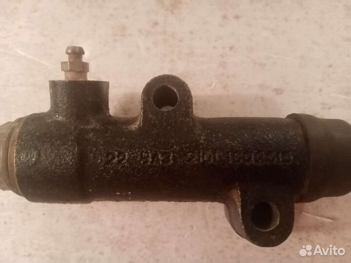 Рабочий цилиндр сцепления ваз классику СССР