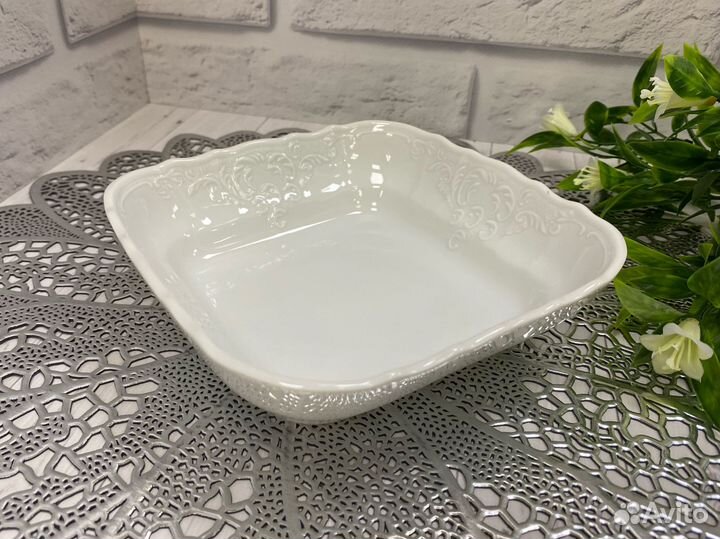 Салатник 16см. недекорированный Bernadotte