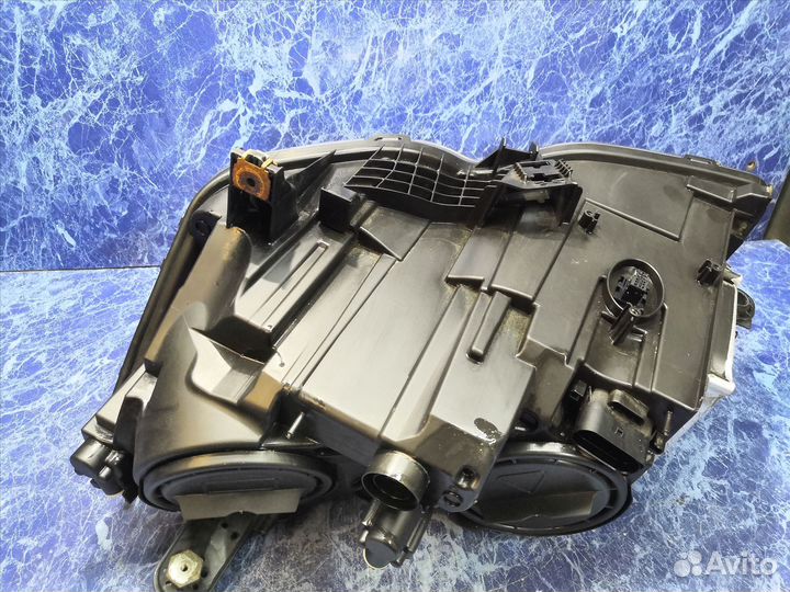 Фара Mercedes X204 Мерседес ц 204 х204