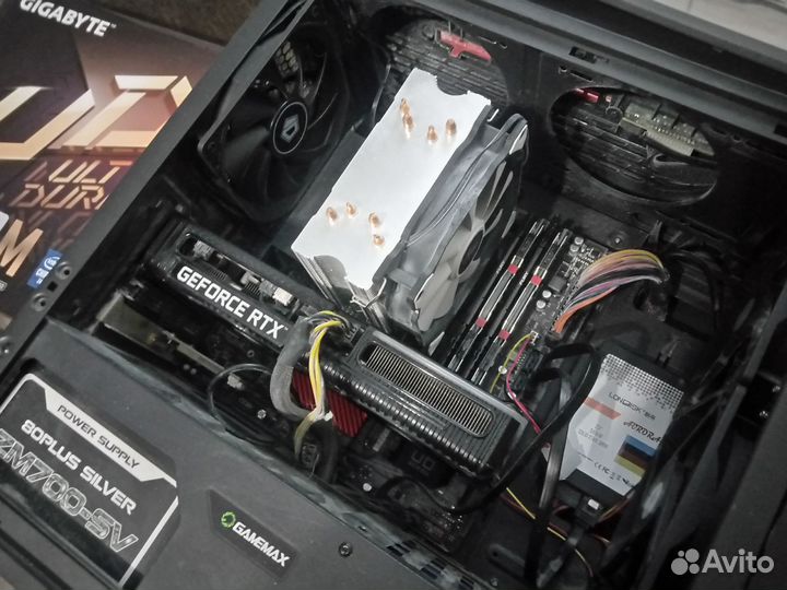 I5 10400f + GB Z490M UD(с привязанной Win10Pro)