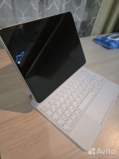 Apple iPad Pro 11 M1 + MagicKeyboard + Pencil