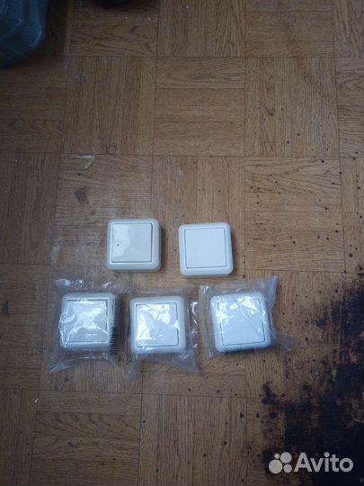 Выключатели