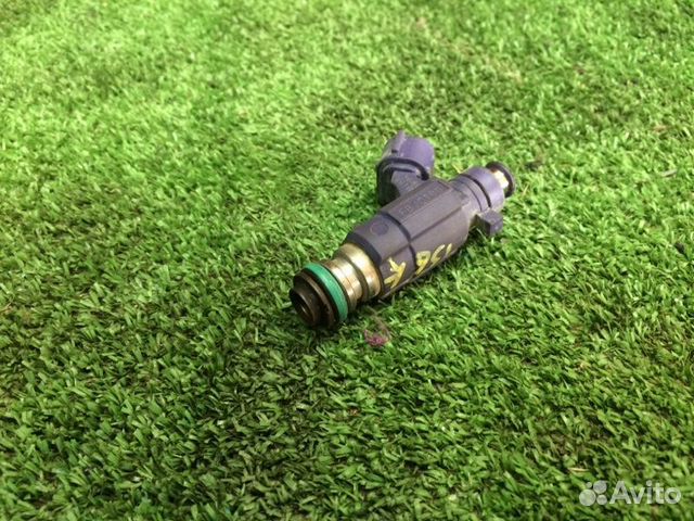 Форсунка топливная Nissan X-Trail T30 QR20DE