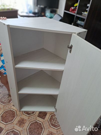 Шкаф навесной бу