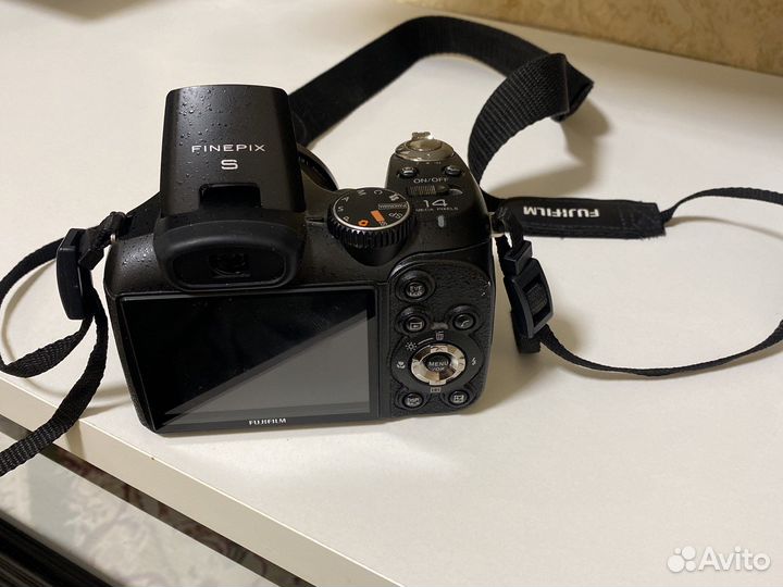 Компактный фотоаппарат fujifilm