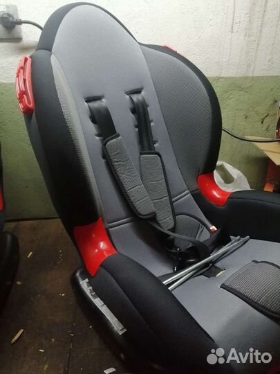 Детское автомобильное кресло бу
