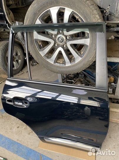 Дверь задняя правая Toyota L.C 200 2012-2015г