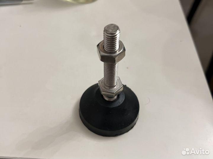 Регулируемые опоры