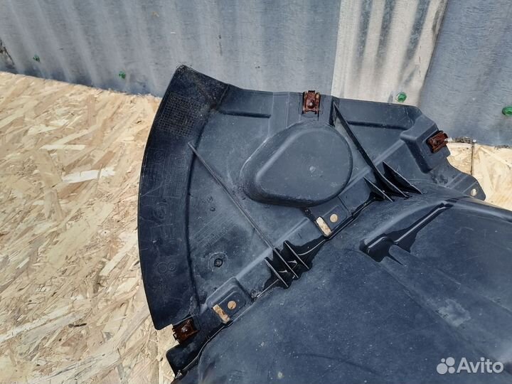 BMW X1 E84 Подкрылок передний левый оригинал