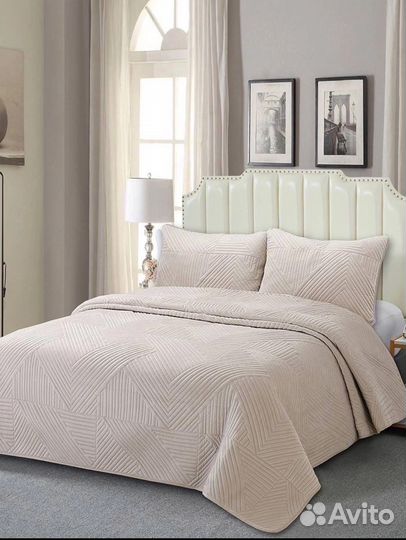 Покрывало на кровать новое