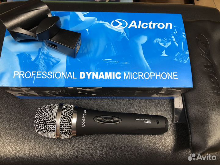 Микрофон динамический, вокальный Alctron