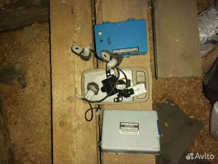 Запчасти Тойота Марк 2 90