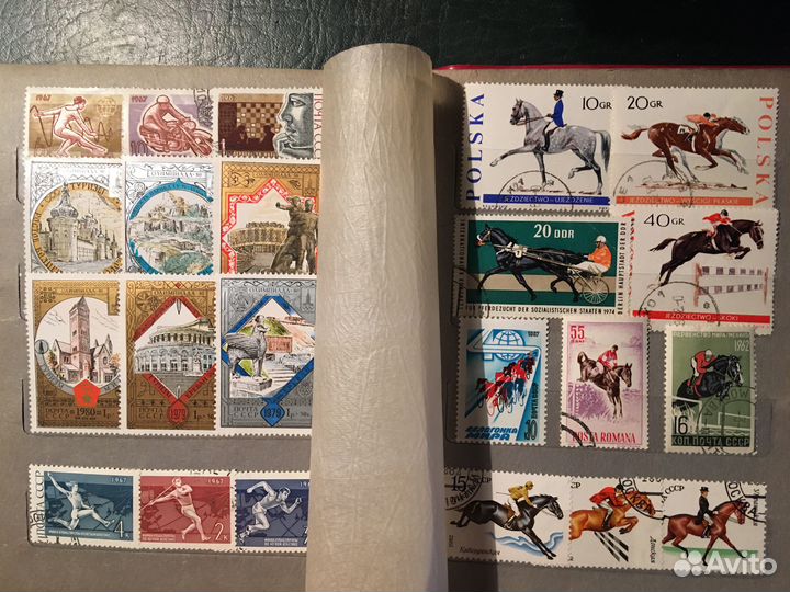 Альбомы с марками 