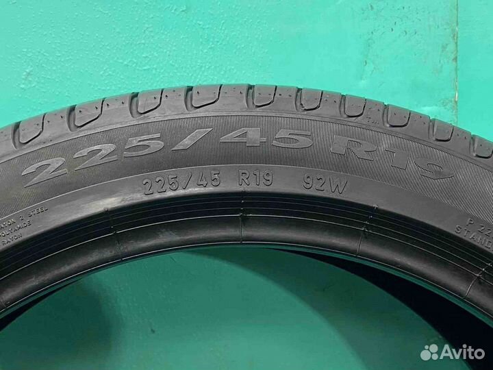 Pirelli Cinturato P7 225/45 R19 97W