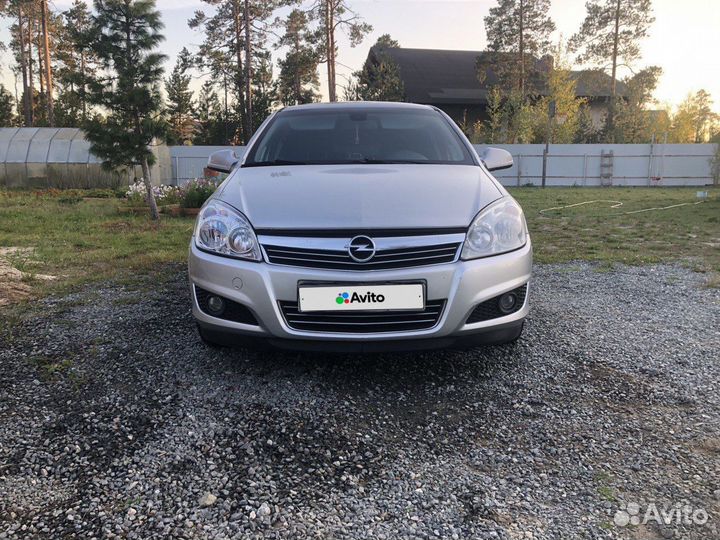 Opel Astra 1.6 AMT, 2012, 138 000 км