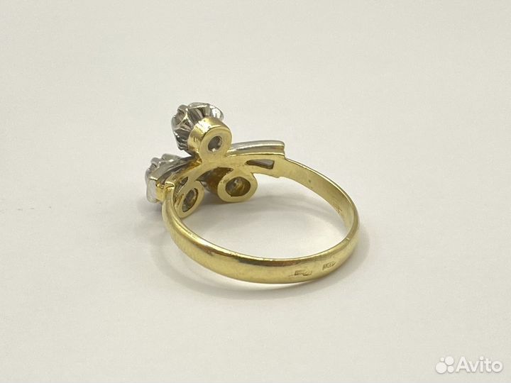 Кольцо из желтого золота 585 с бриллиантами