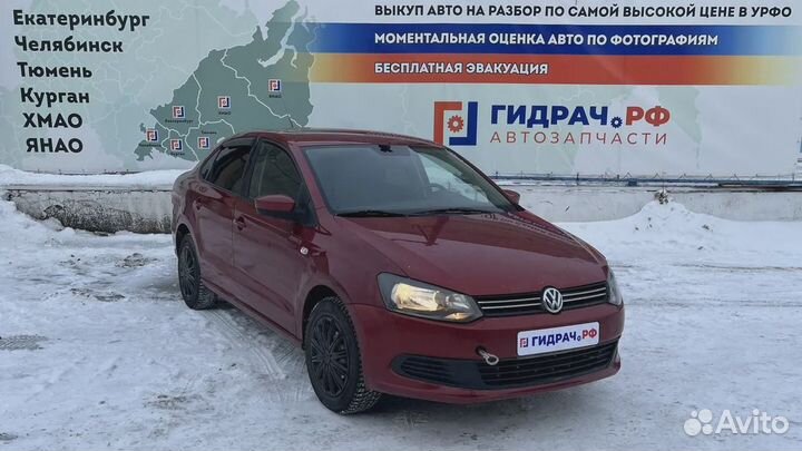 Стекло двери задней левой Volkswagen Polo Sedan (M