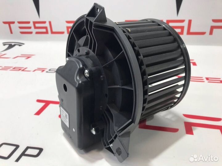 Вентилятор печки салона Tesla Model 3 2018