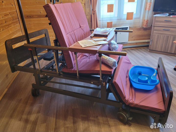 Кровать для лежачих больных Мед-Мос DB-11А