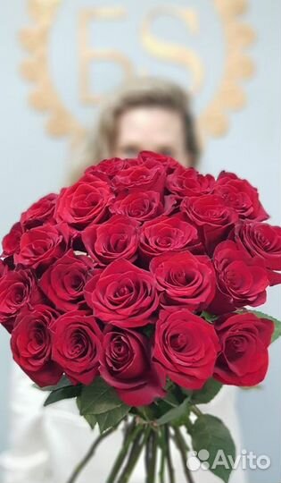 Доставка 46-10-00. Цветы. Букет 25 красных роз